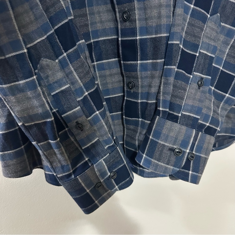 UNTUCKit Sonoran WF Button Up Long Sleeve Shirt Mens Sz Large Blue Plaid Flannel - Picture 4 of 7